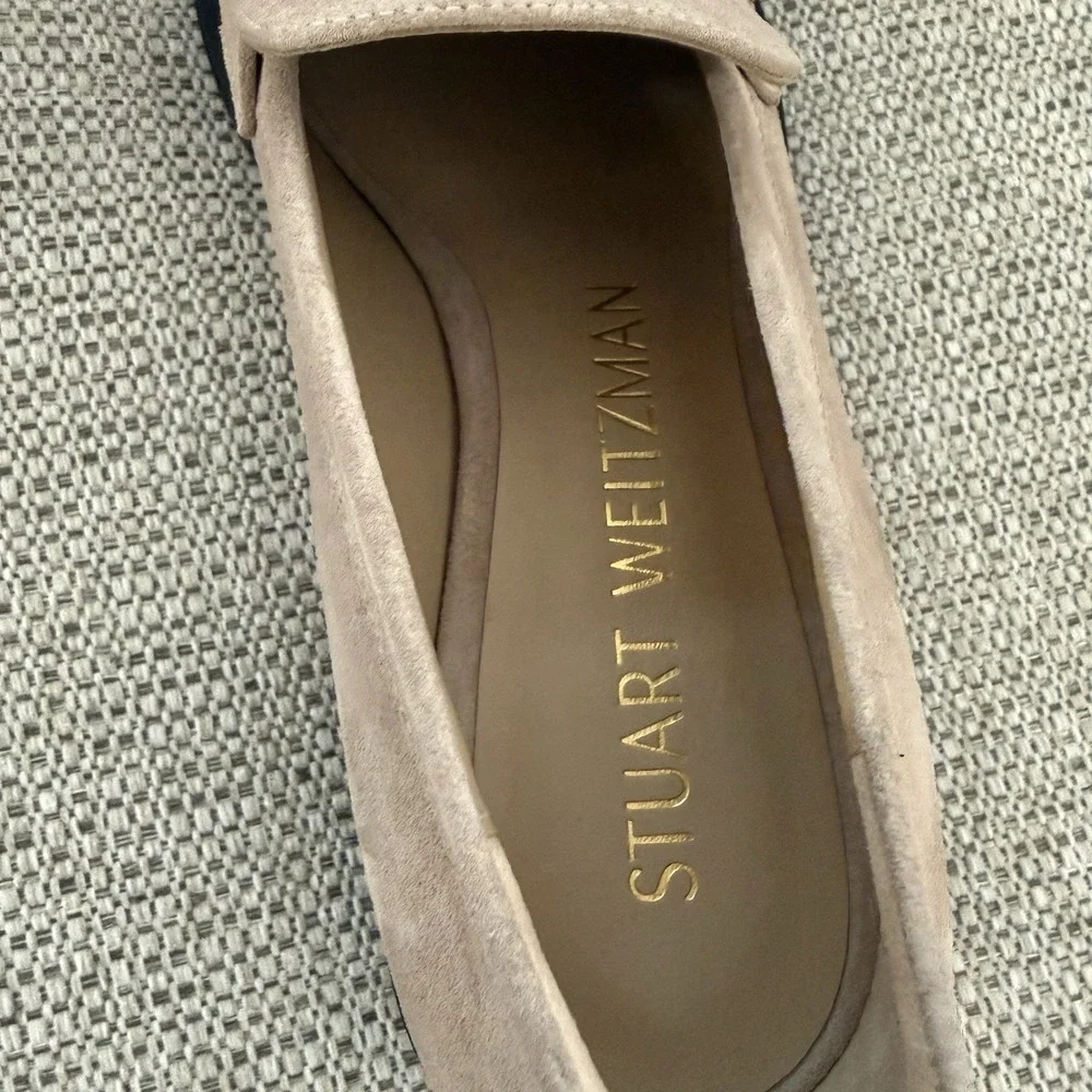 Stuart Weitzman Palmer Loafer in Sabbia Cream Suede Size 10B